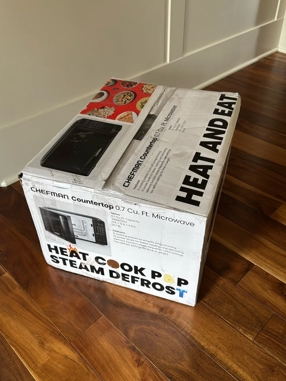 Chefman Black Countertop Microwave Oven - 0.7 Cu. Ft., 700W